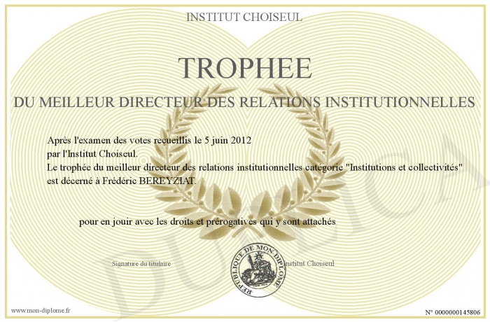 Tropheedumeilleurdirecteurdesrelationsinstitutionnelles