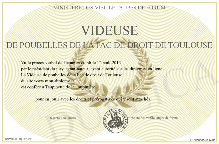 Videuse De Poubelles De La Fac De Droit De Toulouse