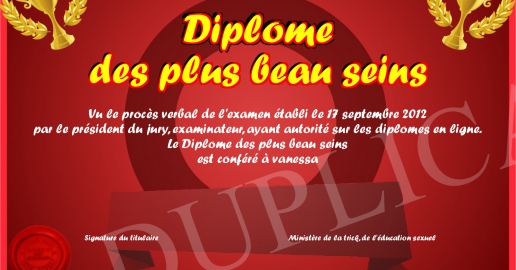 Diplome des plus beau seins wallpaper 3
